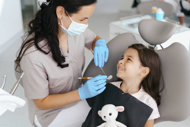 Best Emergency Treatment for Dental Infections or Abscesses in Liberty Triangle, FL
